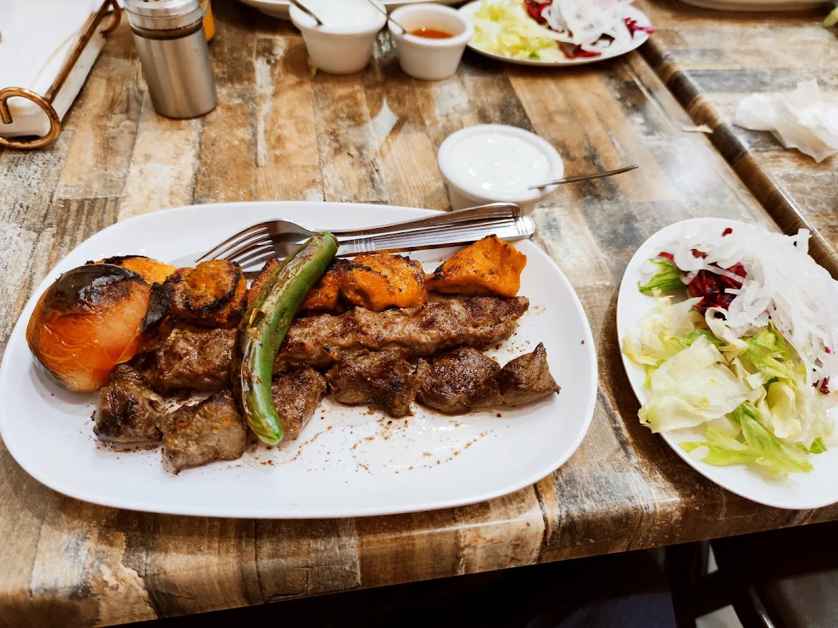 Highlights, Kabab Al Hojat