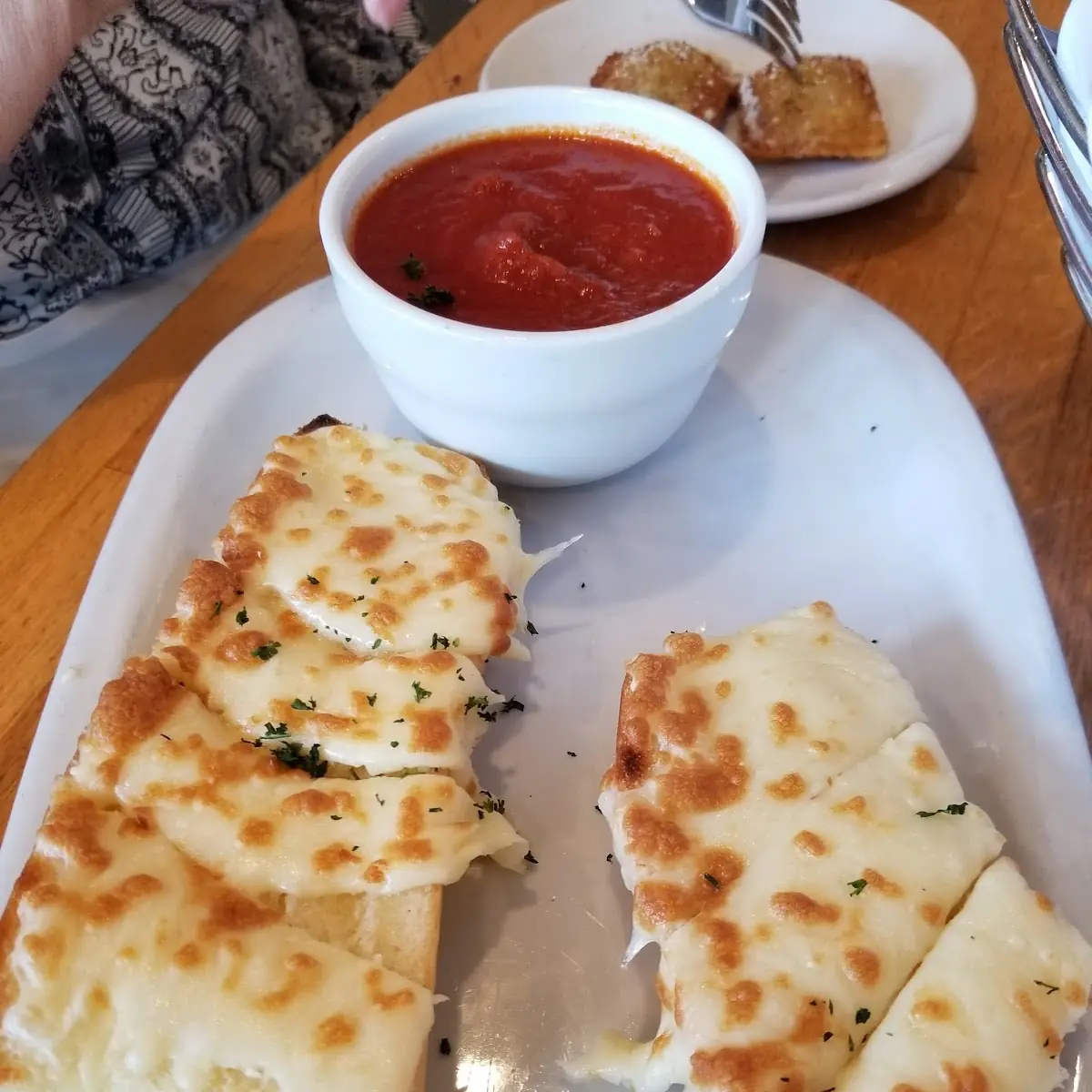 Garlic Cheese Bread