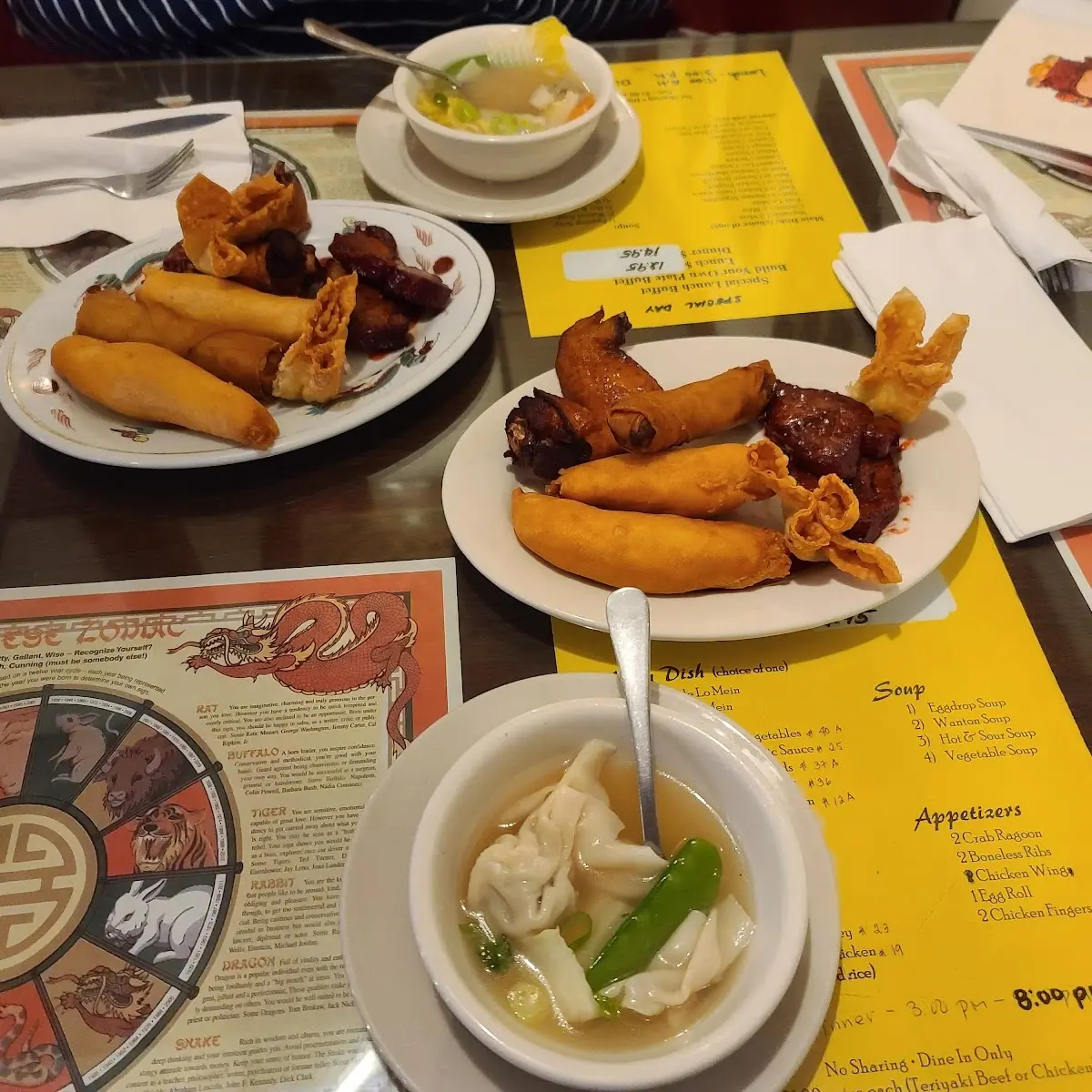 Wonton Soup and Entrees