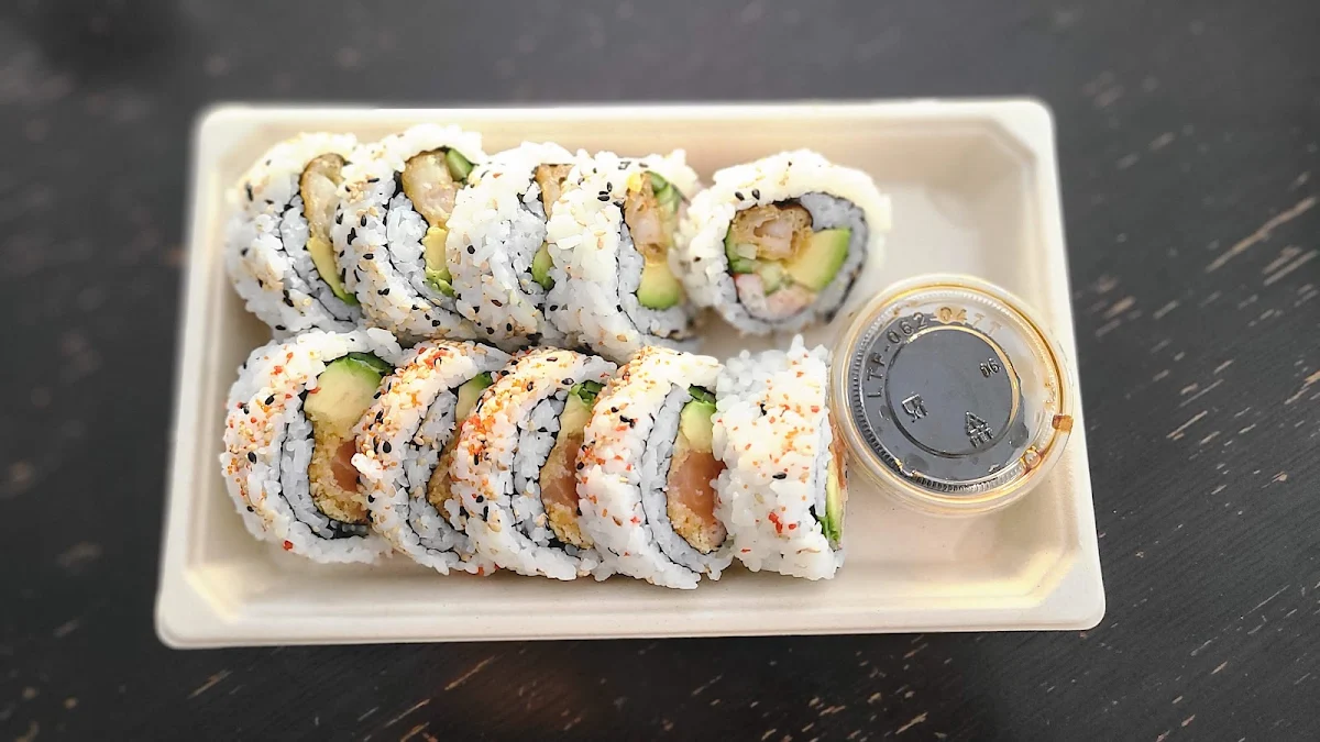 Spicy California Wrap, Yu Sushi N Poke Kanata