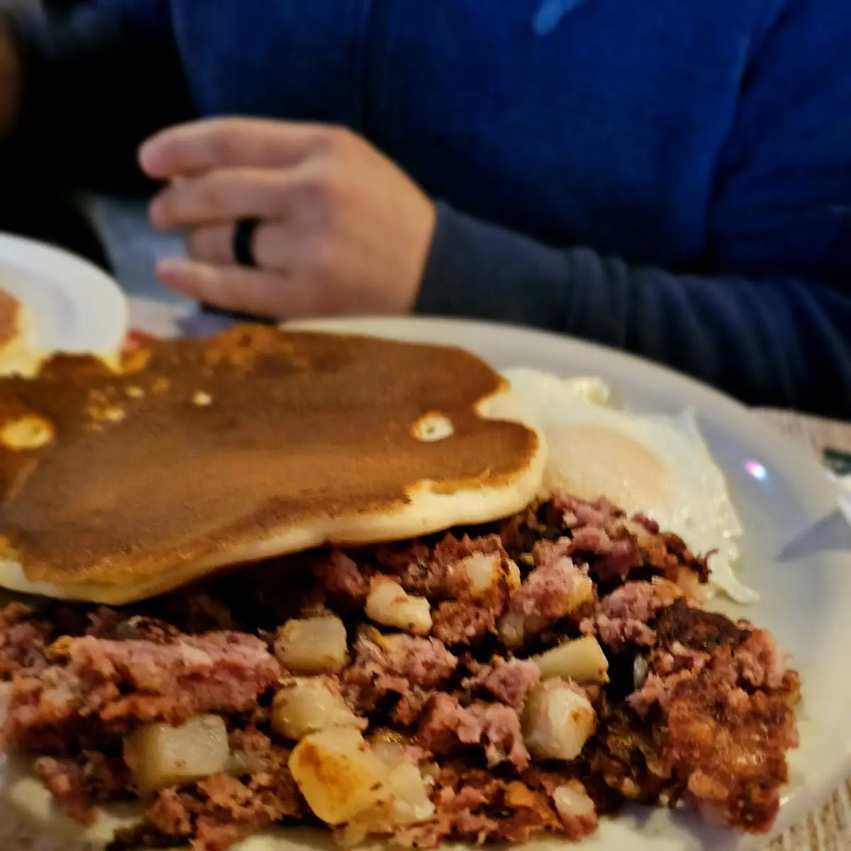 Egg S w Corned Beef Hash & Toast