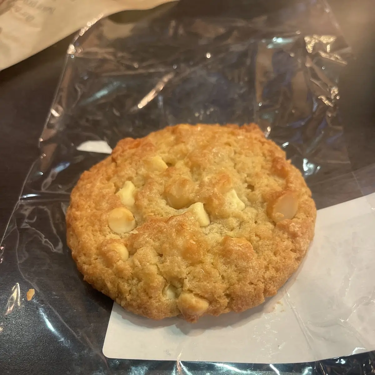Macadamia Cookie