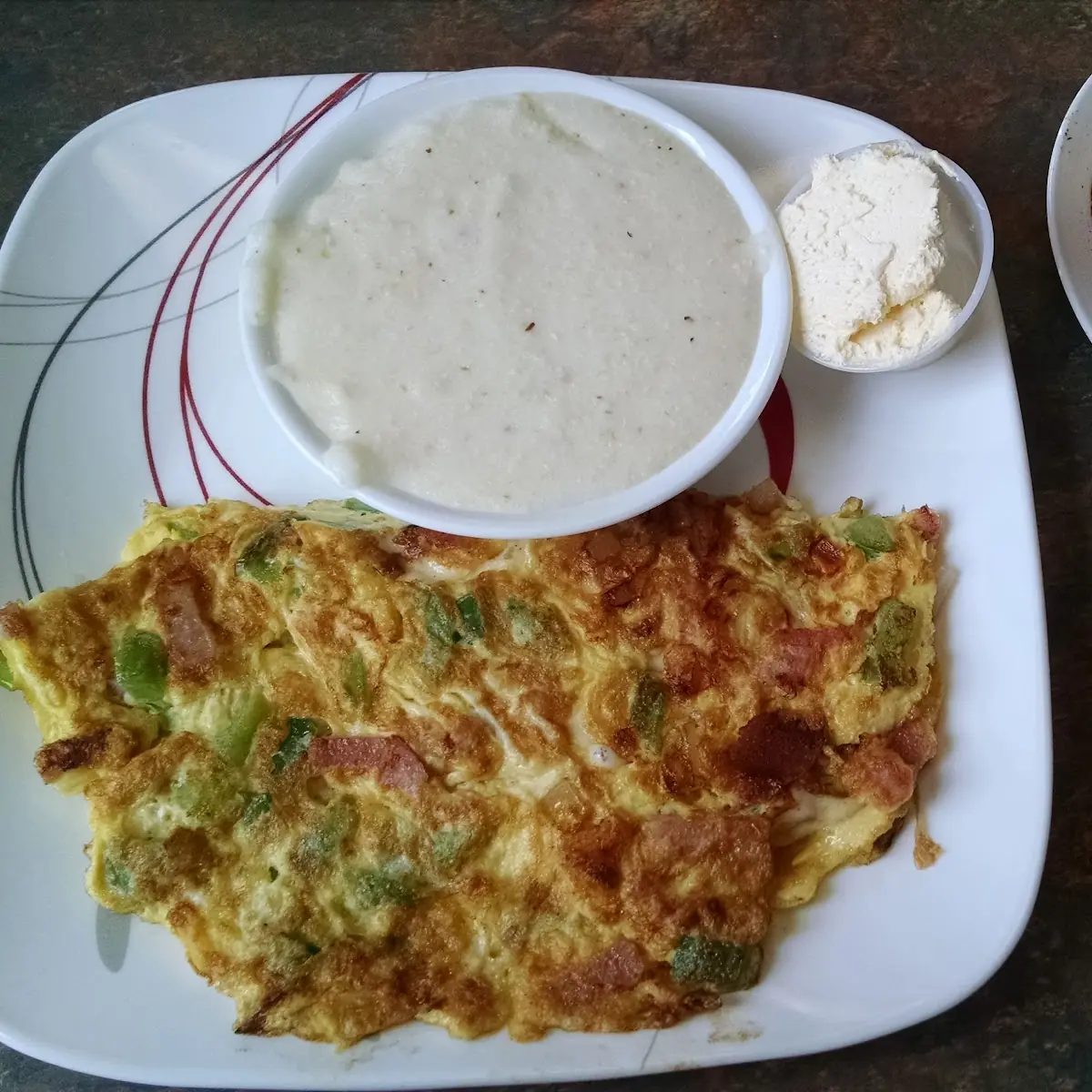 Western Omelette with Mozzarella Cheese