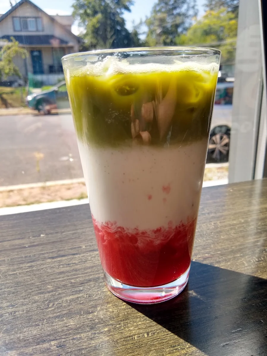 Iced Layered Strawberry Matcha