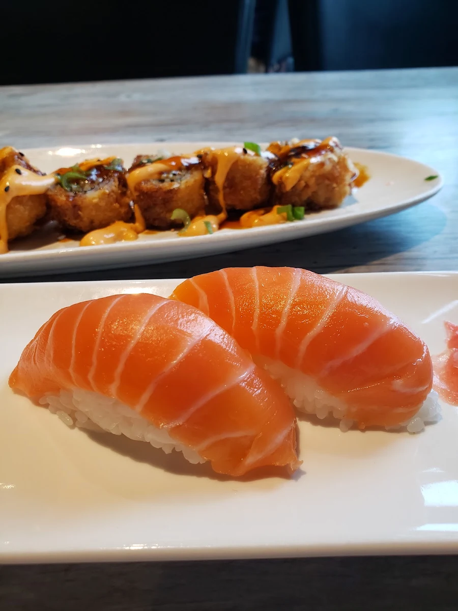 Fire Spicy Salmon Nigiri 2pcs