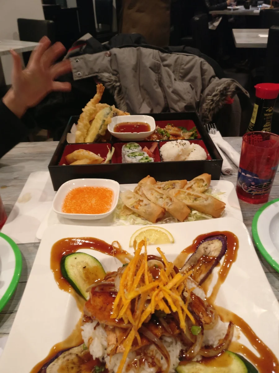 Lobster Tail Togo Bento Box