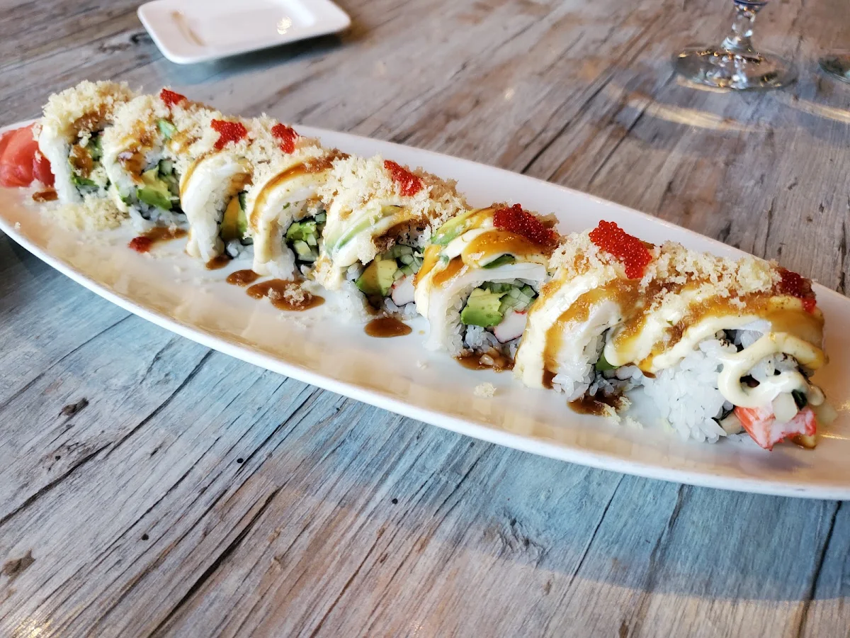 Sushi NAMI Royale House Roll 8 Pieces