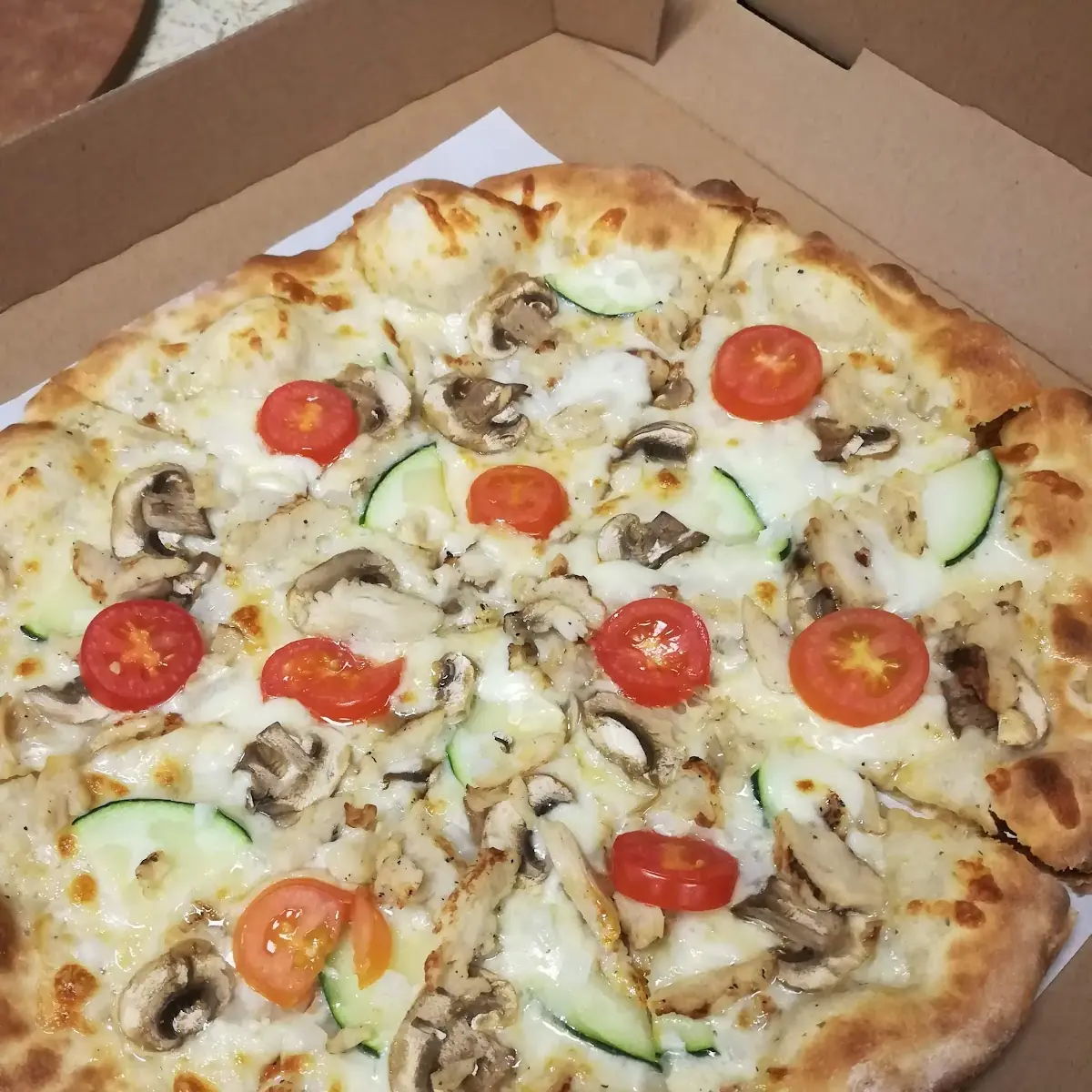 BBQ Chicken 12"