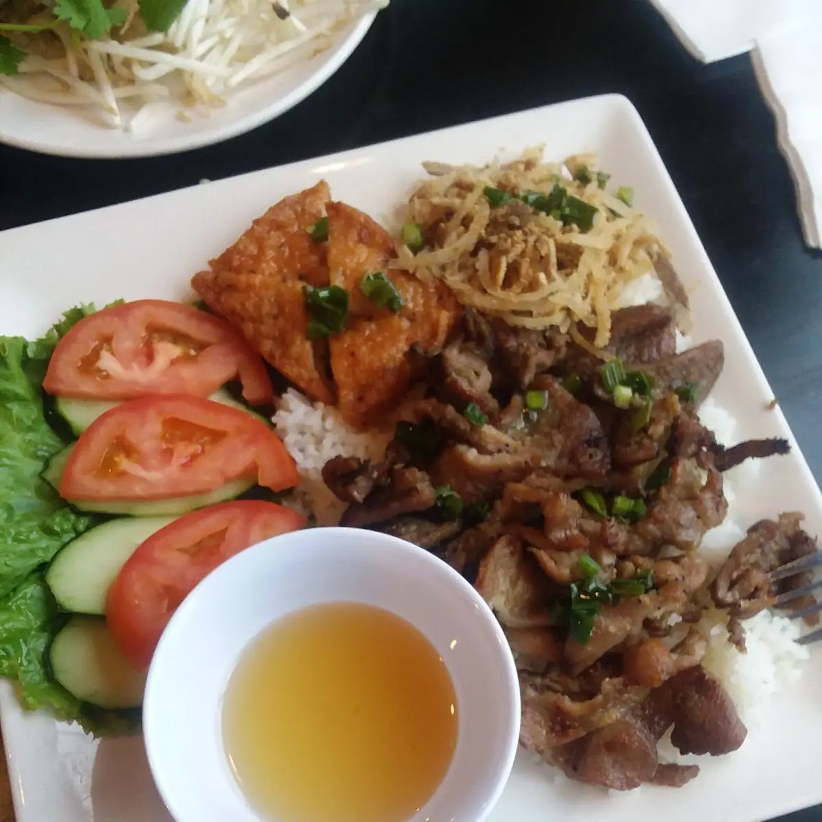 Com Thit Nuong DAC Biet