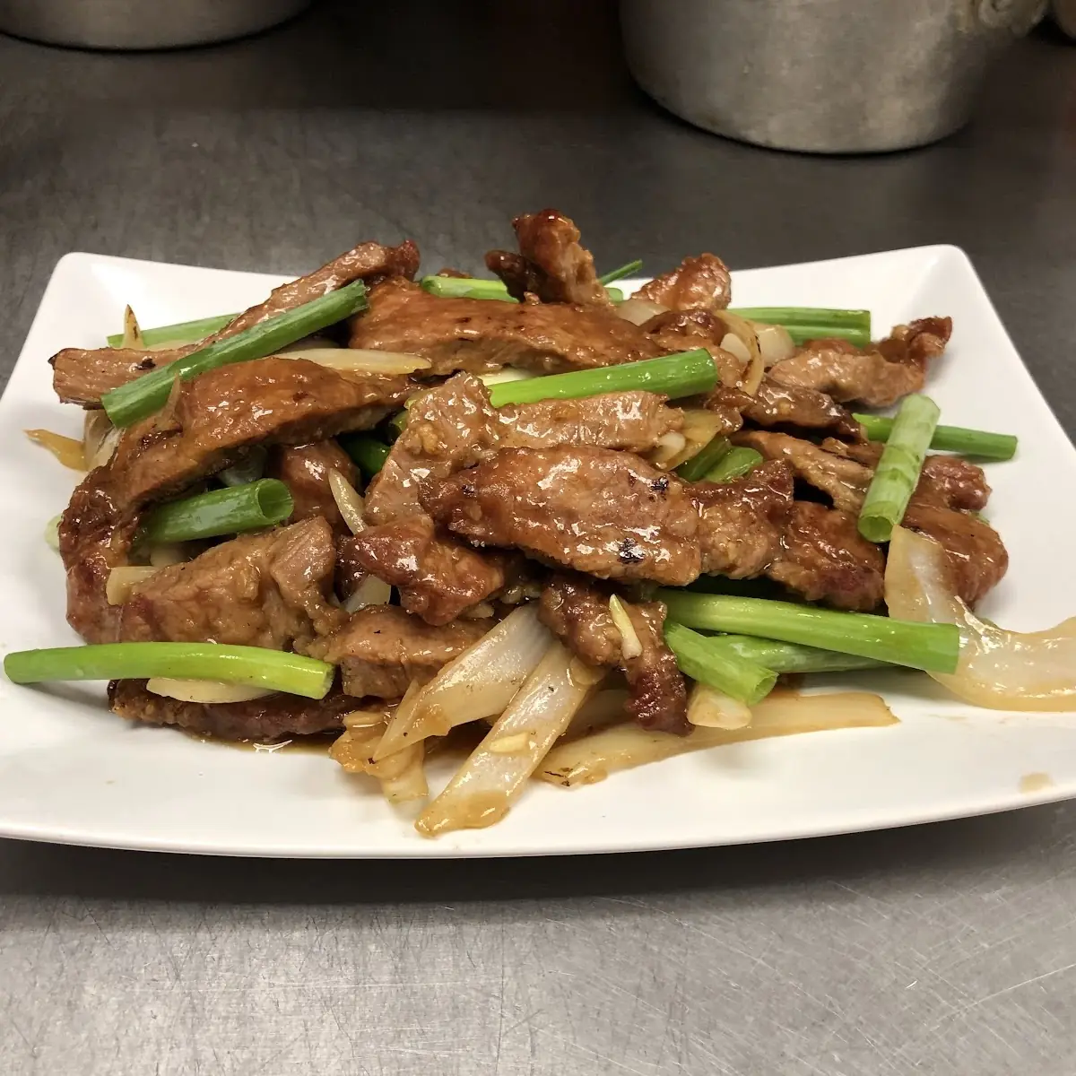 Beef with Garlic Sauce