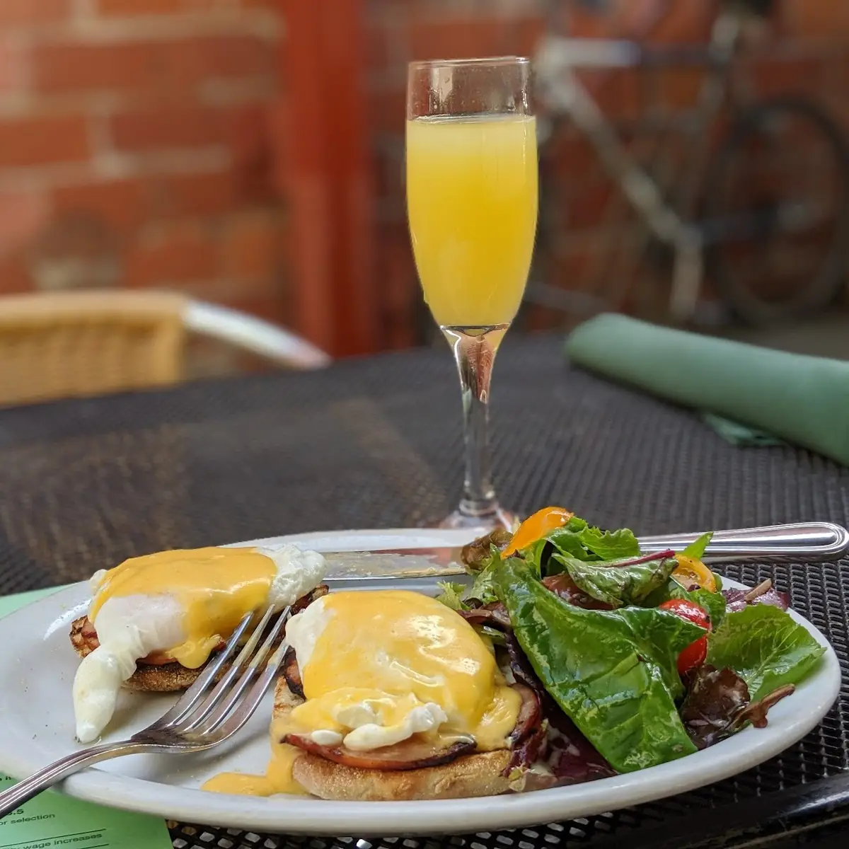 Eggs Benedict