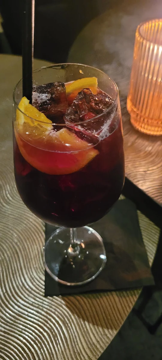 Sangria, Fathom
