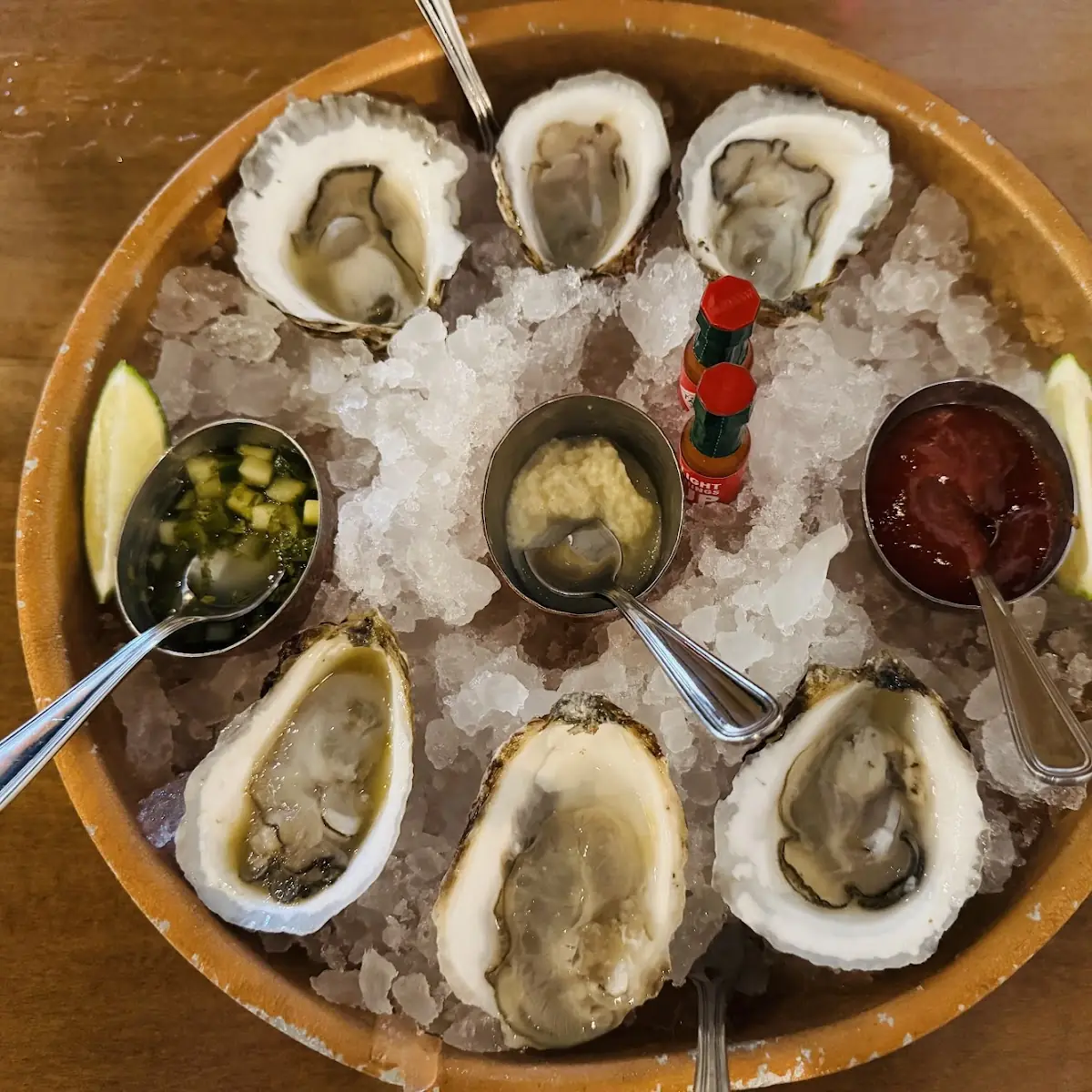 Fresh Oysters with Condiments