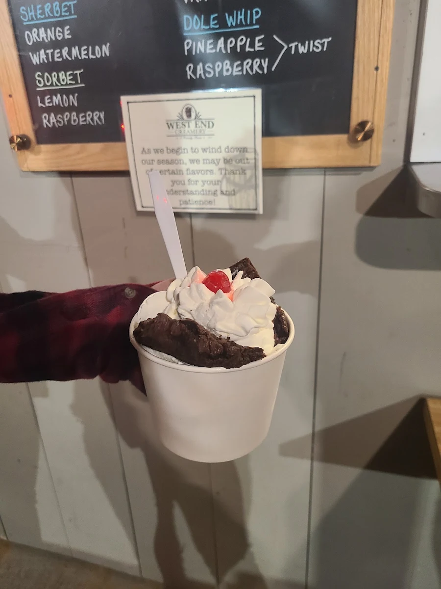 Brownie Sundae