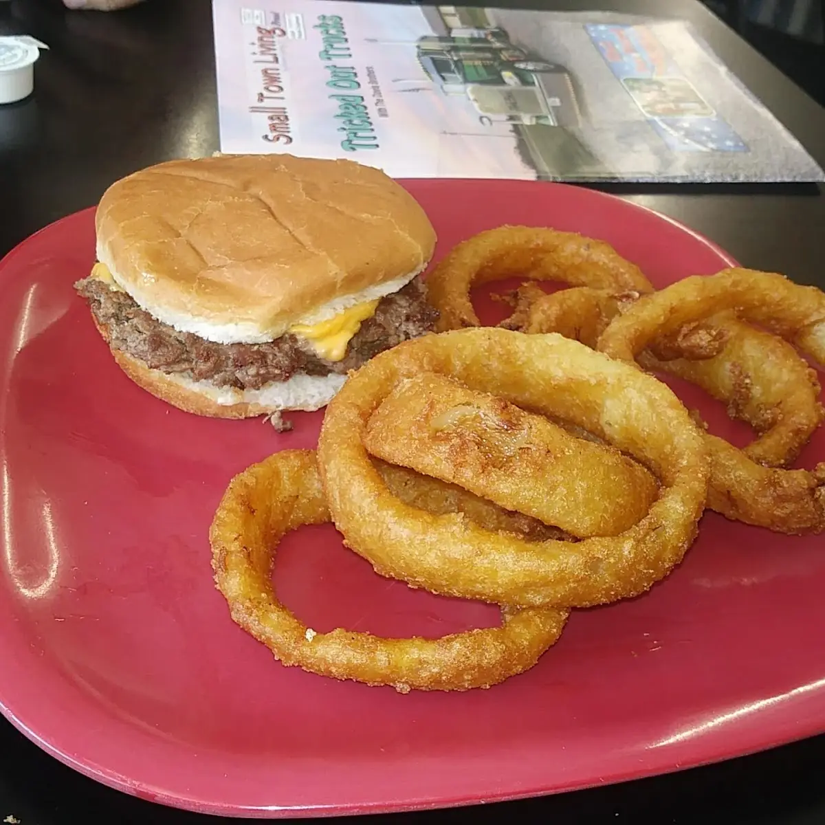 Cheeseburger and Onion Rings