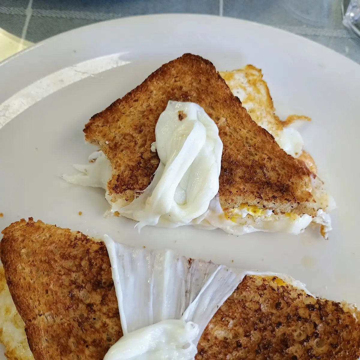Fried Egg Sandwich with Mozzarella Cheese