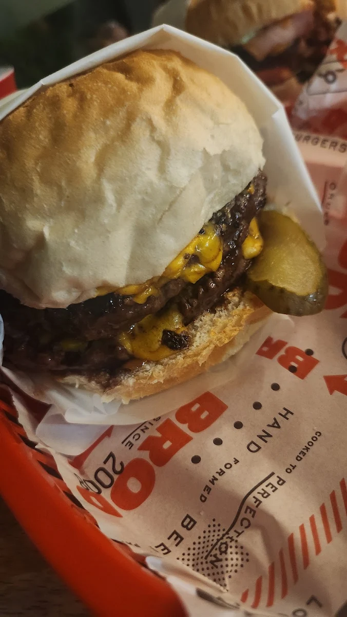 Double Cheese, Brodburger