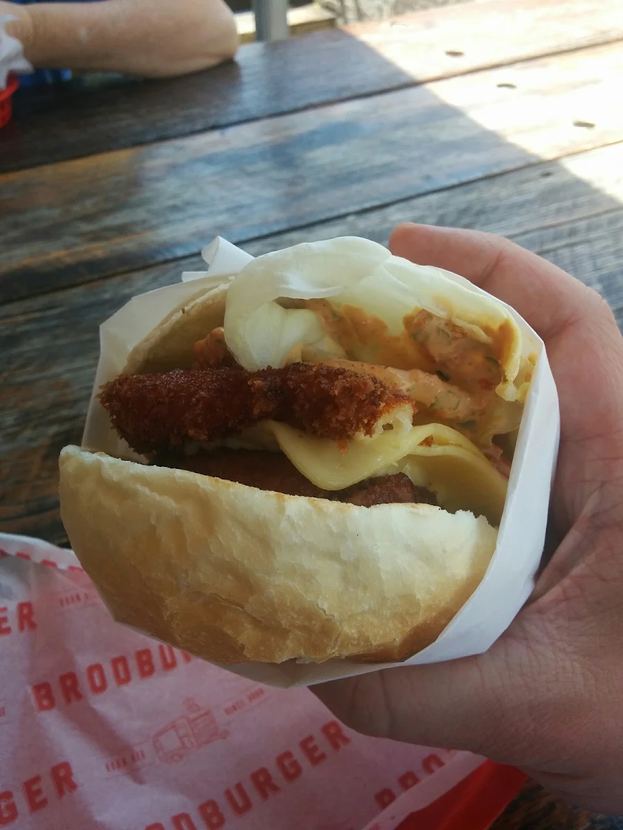Peri Chicken with Cheese, Brodburger