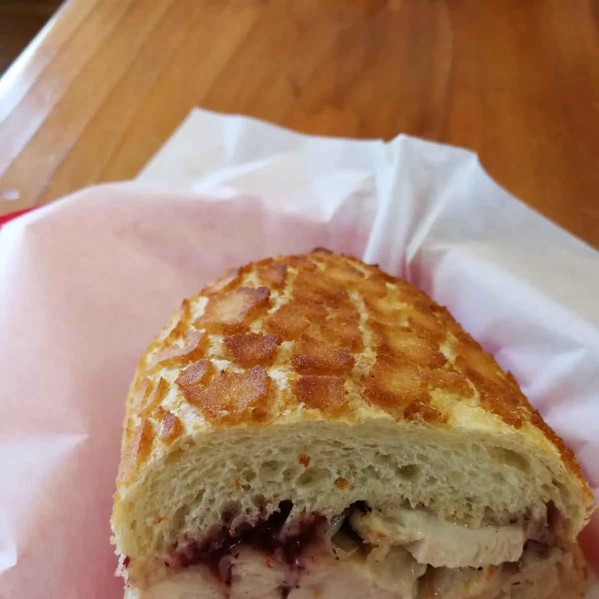 Crunch Roll Bread with Chicken Breast