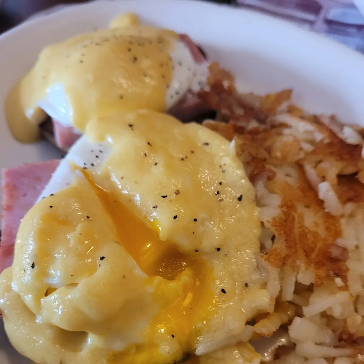 Classic Eggs Benedict