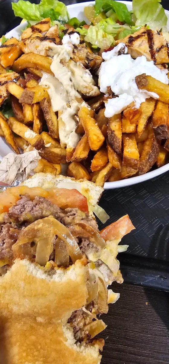 Philly Beef Poutine, Marcello's