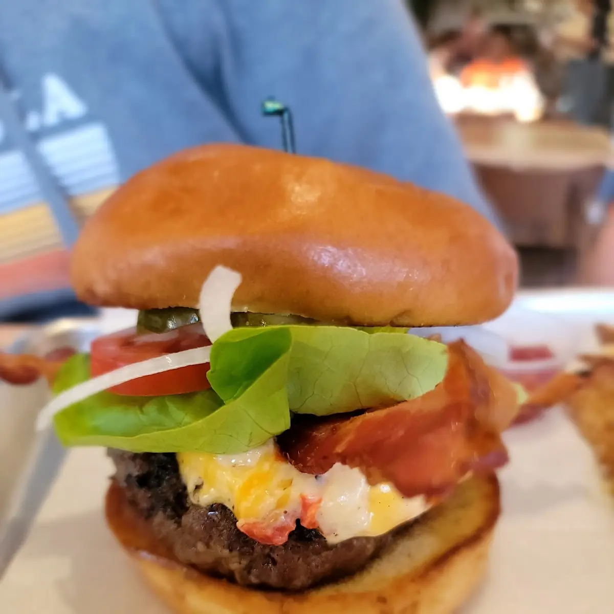 Mr Pim Burger