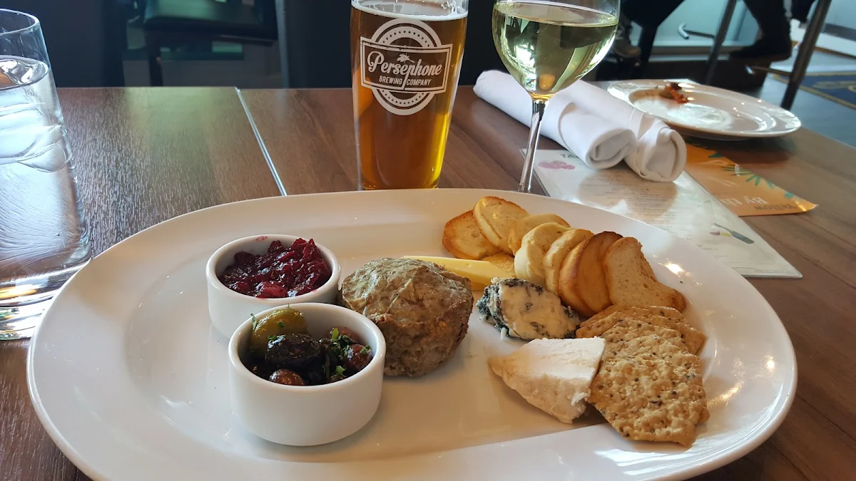 Cheese Plate, The Wine Bar at Provence Marinaside