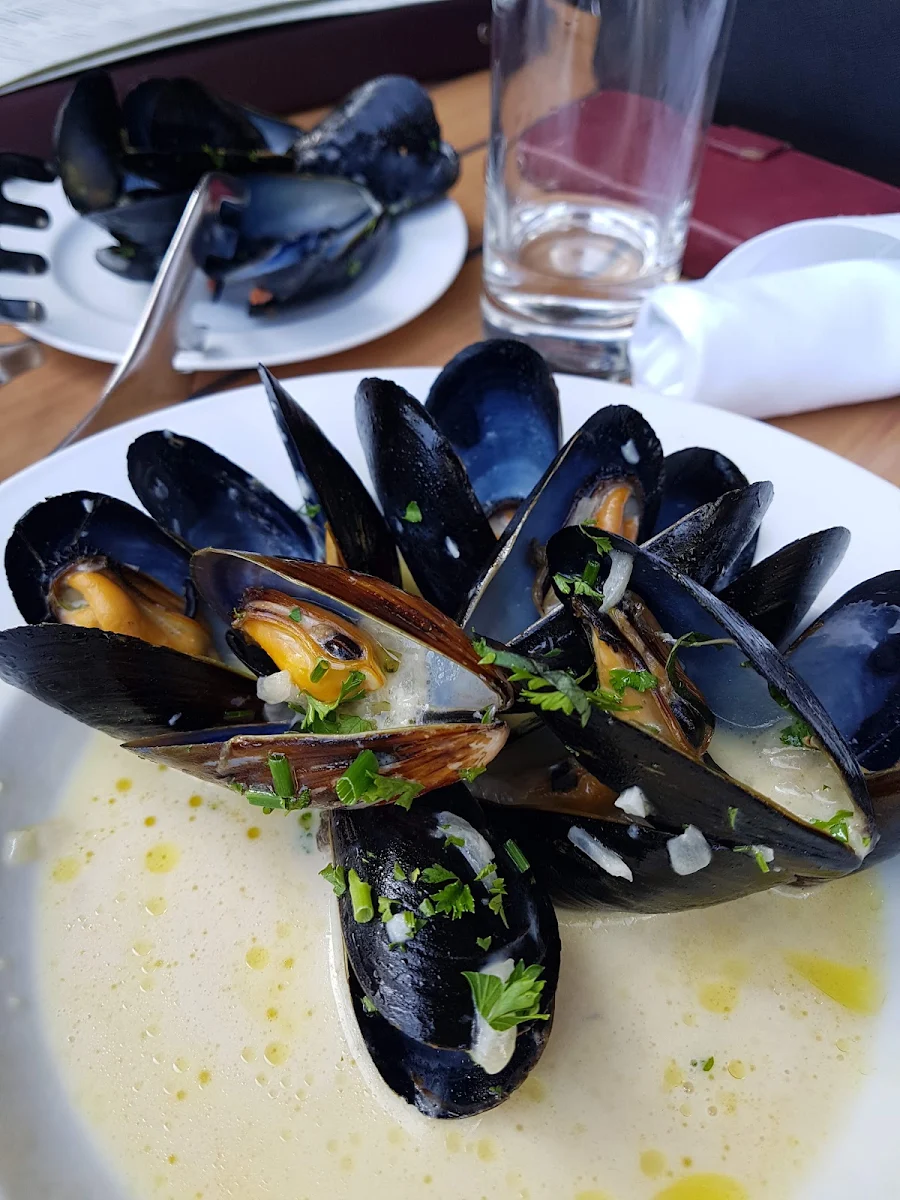 Steamed Mussels, The Wine Bar at Provence Marinaside