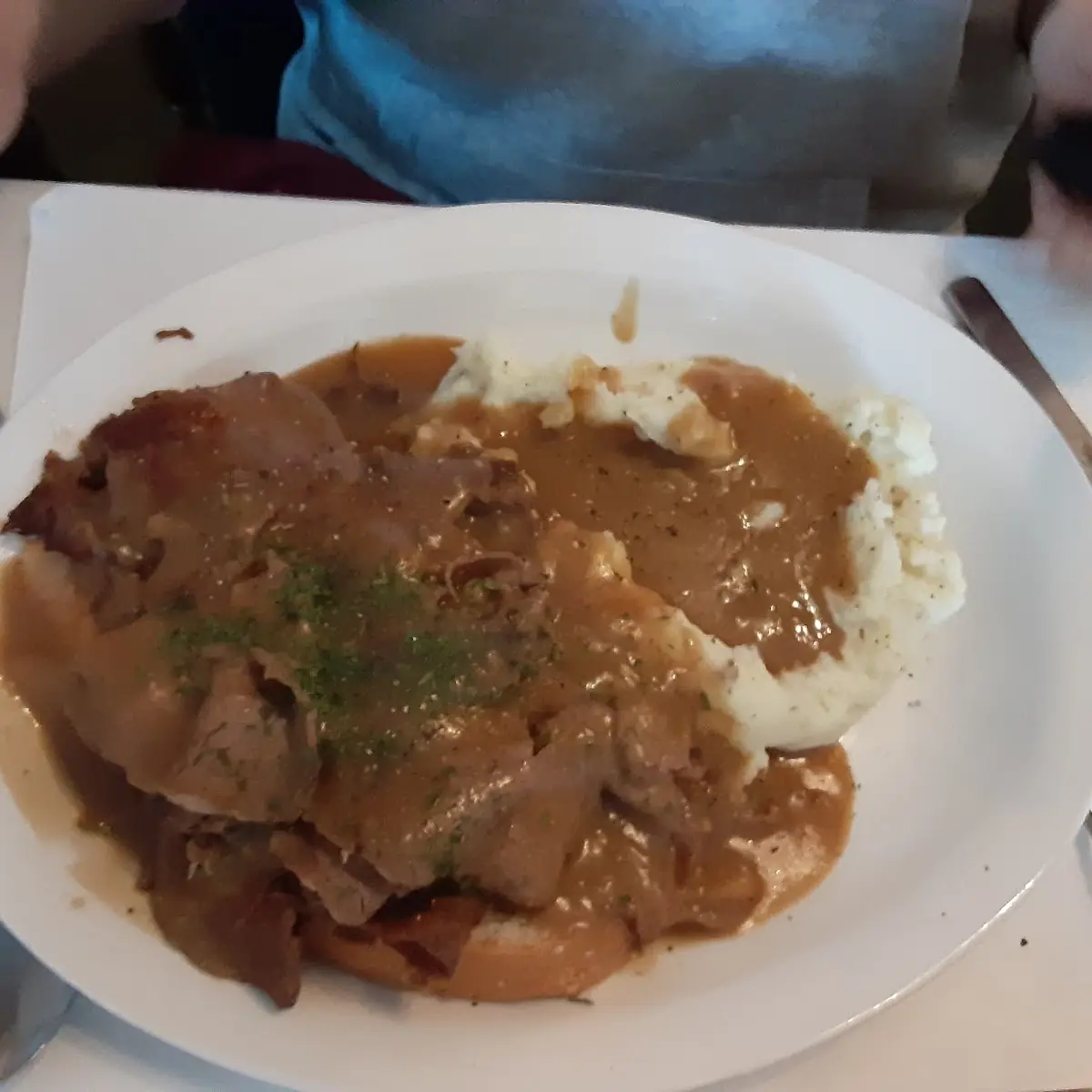 Open-Faced Hot Roast Beef with Mashed Potatoes & Gravy