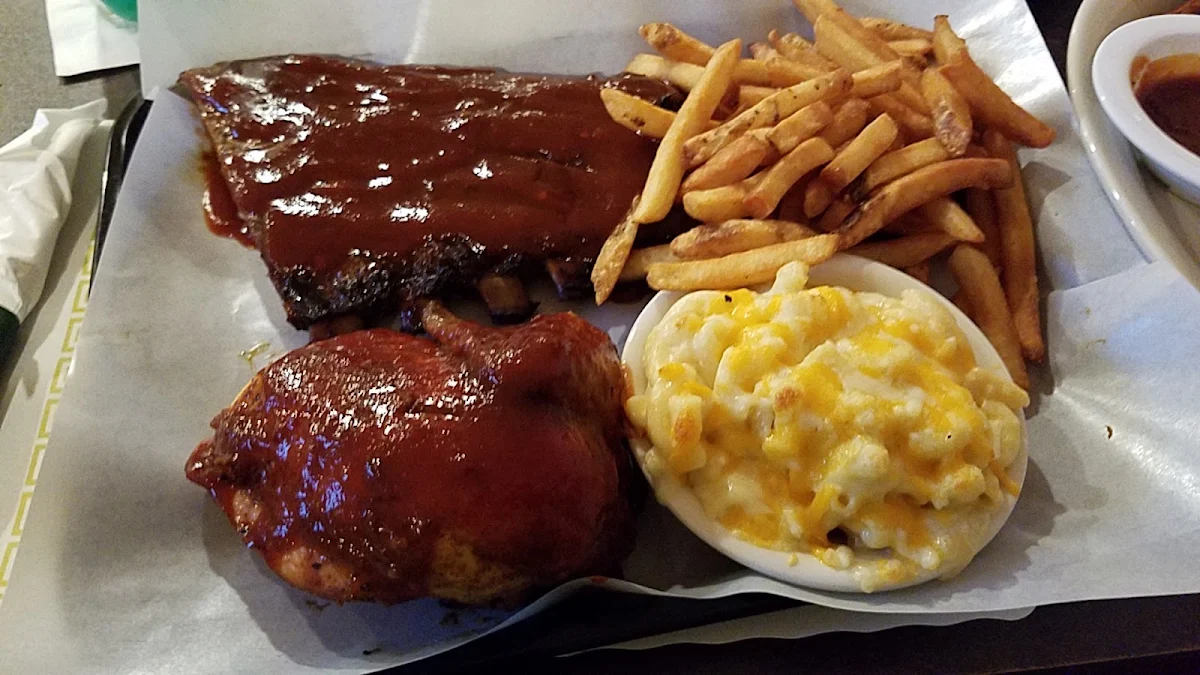 Half Rack of Ribs and Chicken Combo