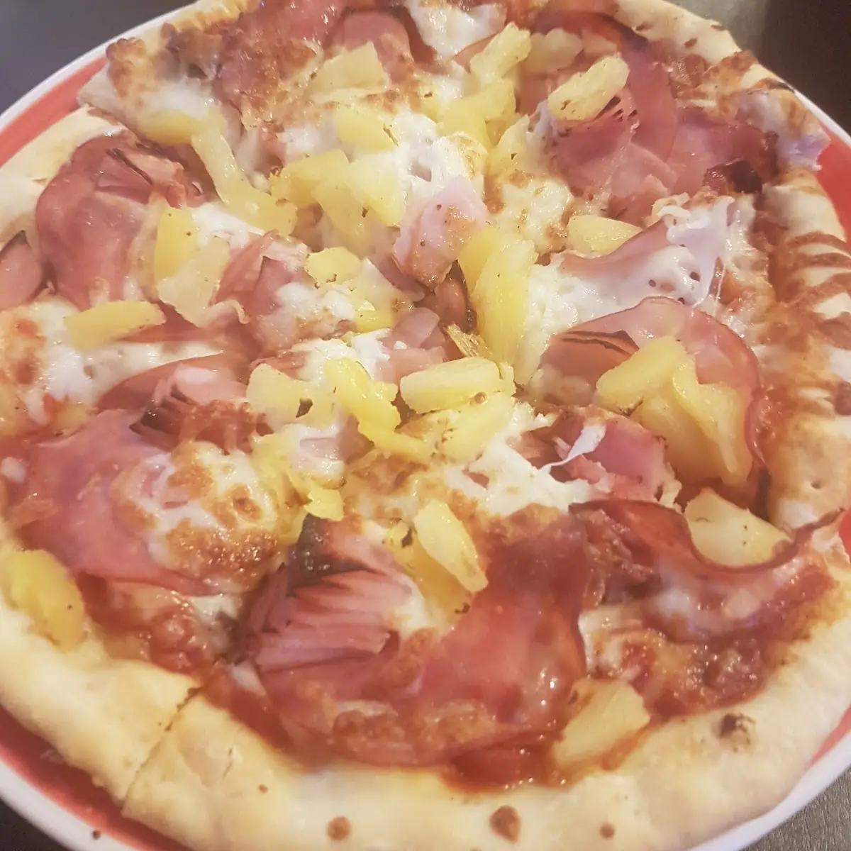 Hawaiian Pizza