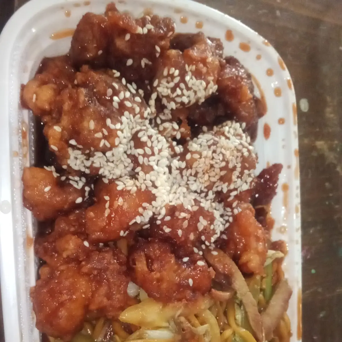 Sesame Chicken Lo Mein Noodles