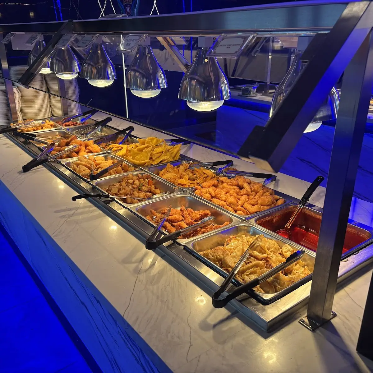 Seafood Buffet with Shrimp and Crawfish