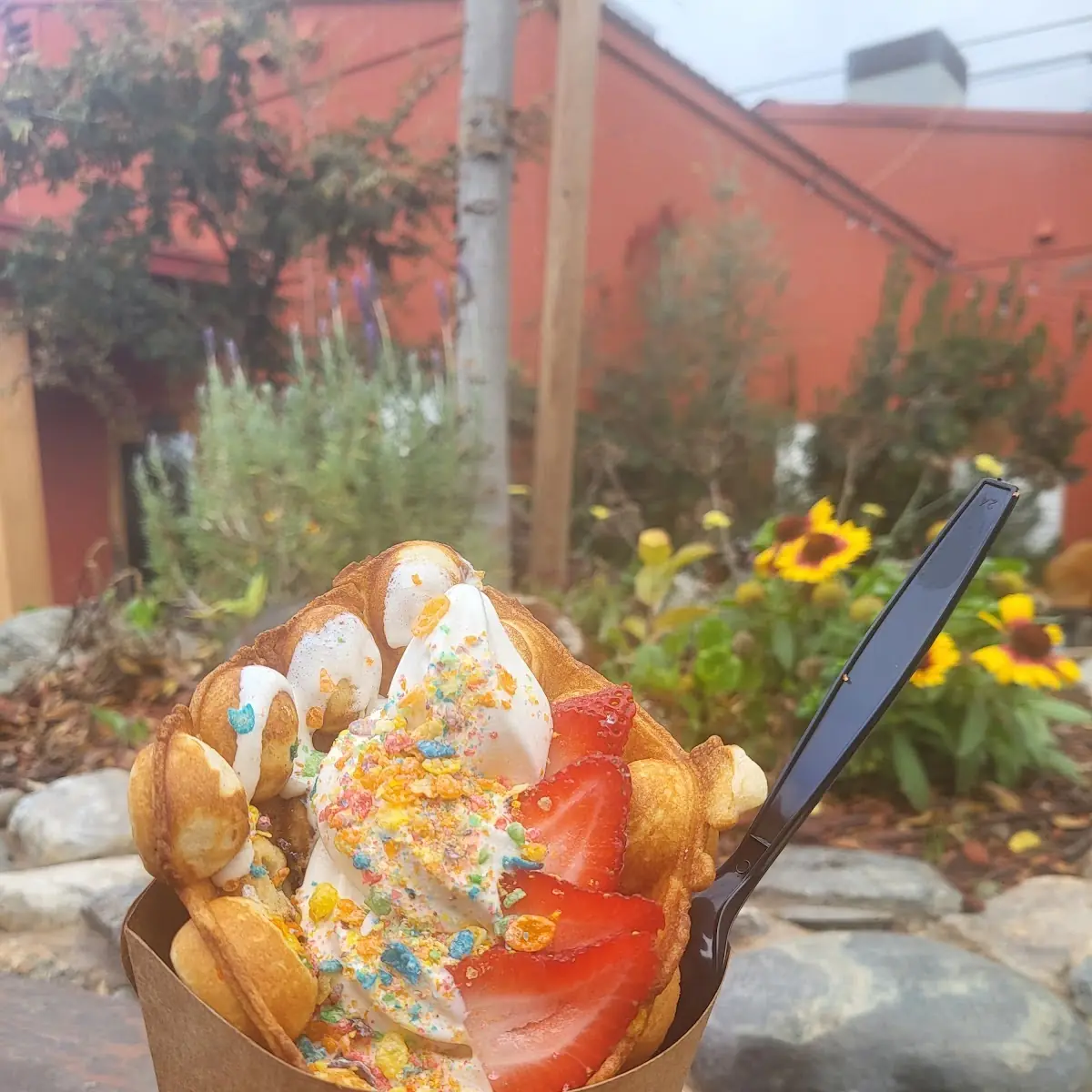 Vanilla Strawberry Cheesecake Bubble Waffle Cone