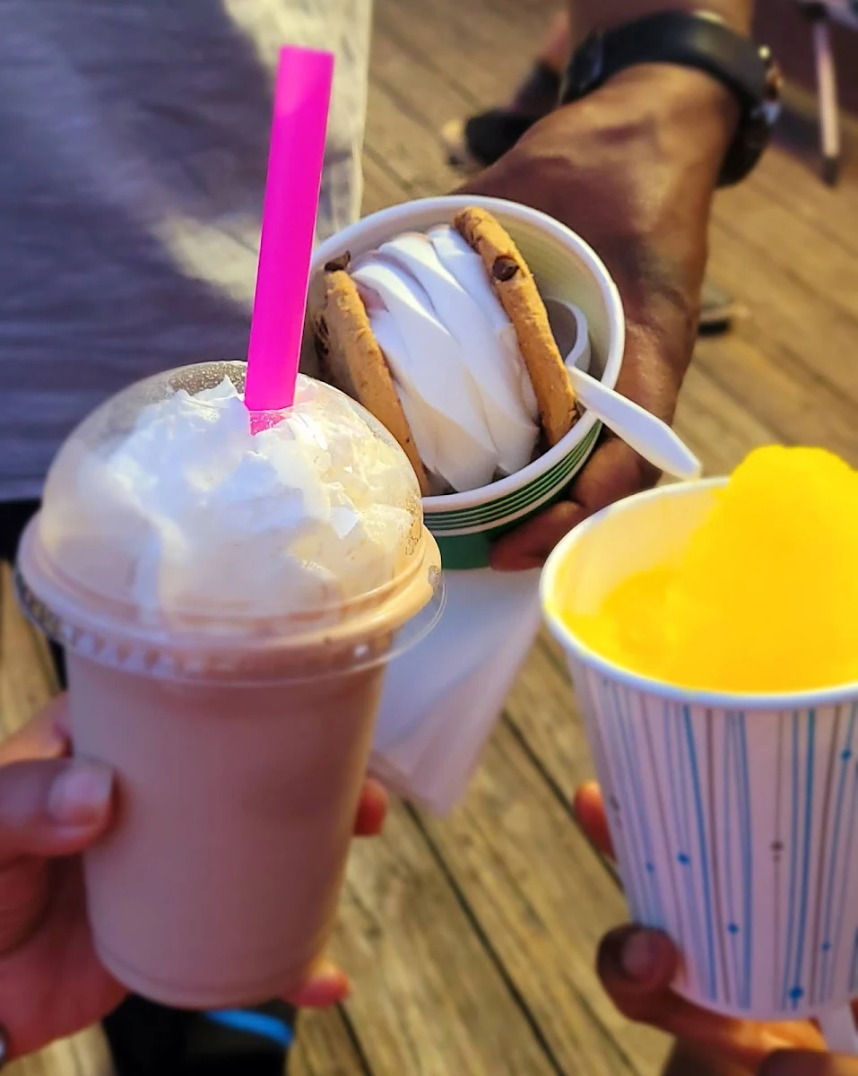 Sno Shake Milkshake Cup