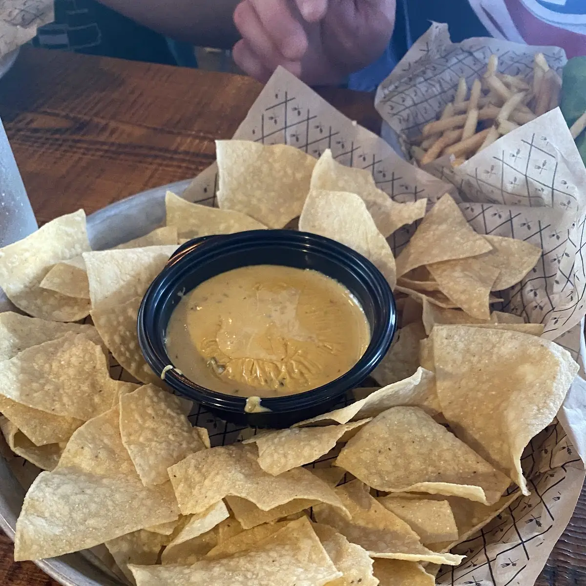 Chips & Queso
