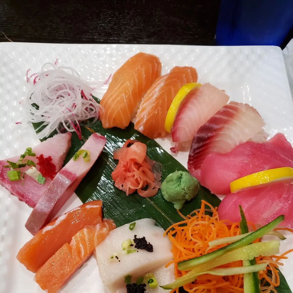 Sushi Sashimi Deluxe