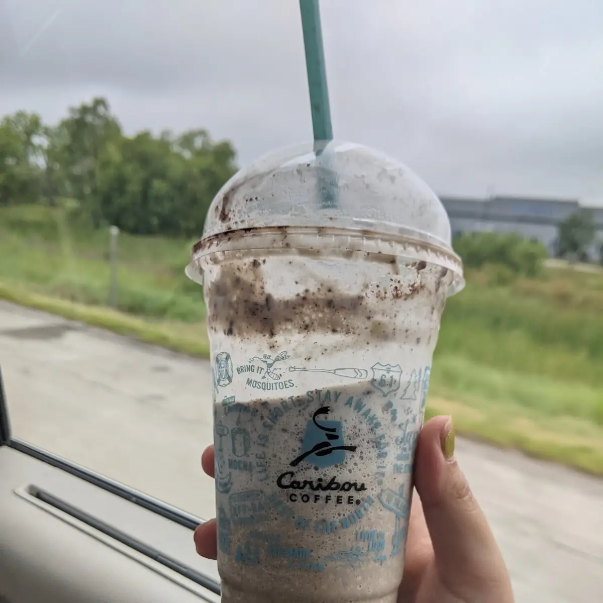 Medium Mint Cooler with Dark Chocolate and Half Caffeine