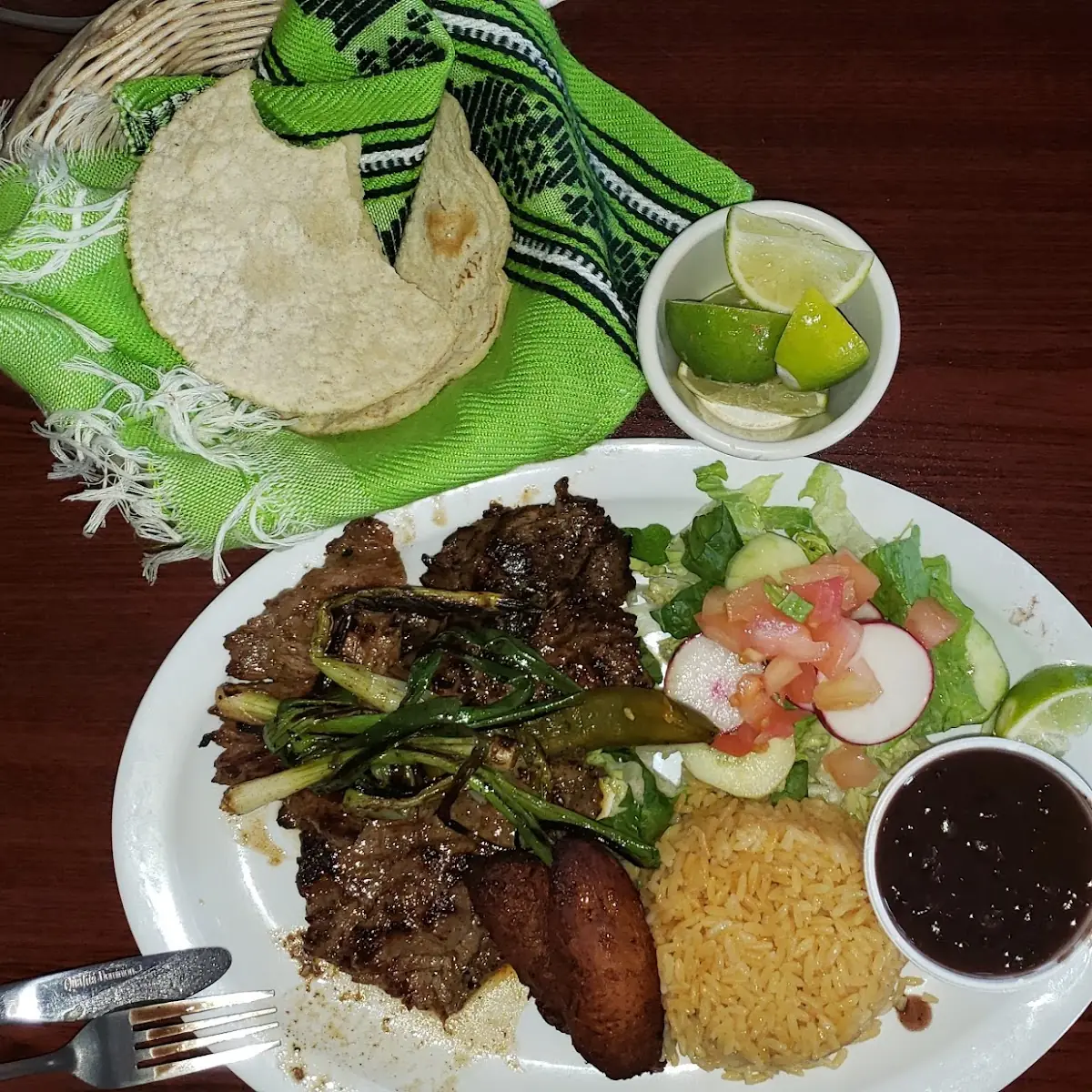 Carne Asada Con Camarones