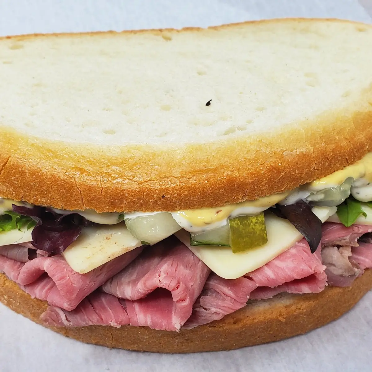 Roast Beef & Aged White Cheddar Sandwich