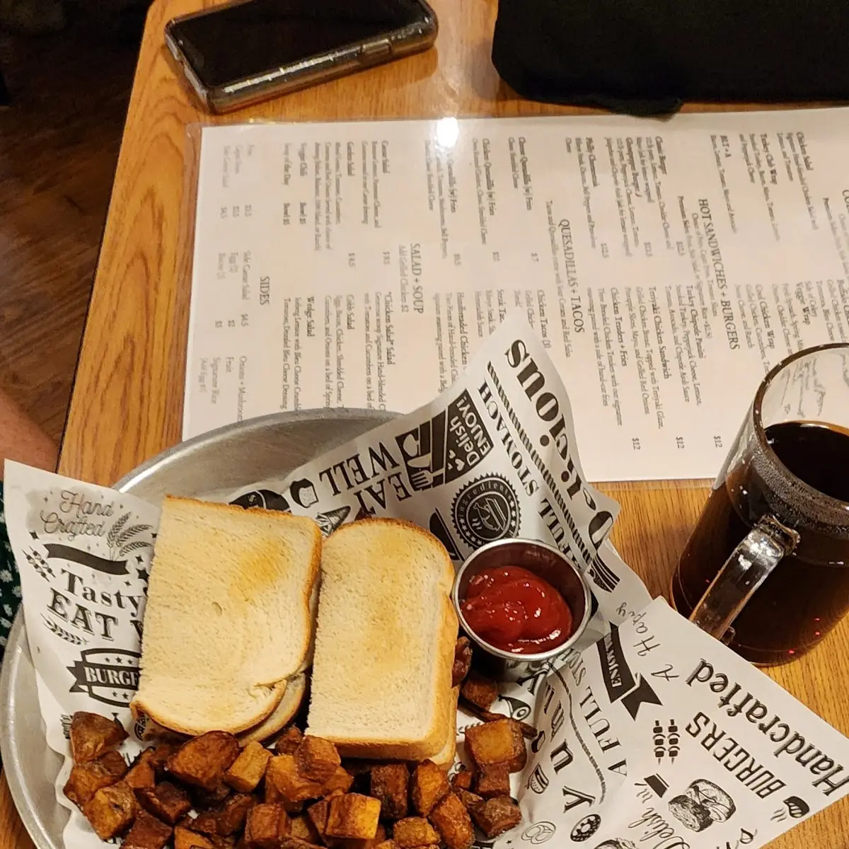 Bacon Sandwich with Fried Potatoes