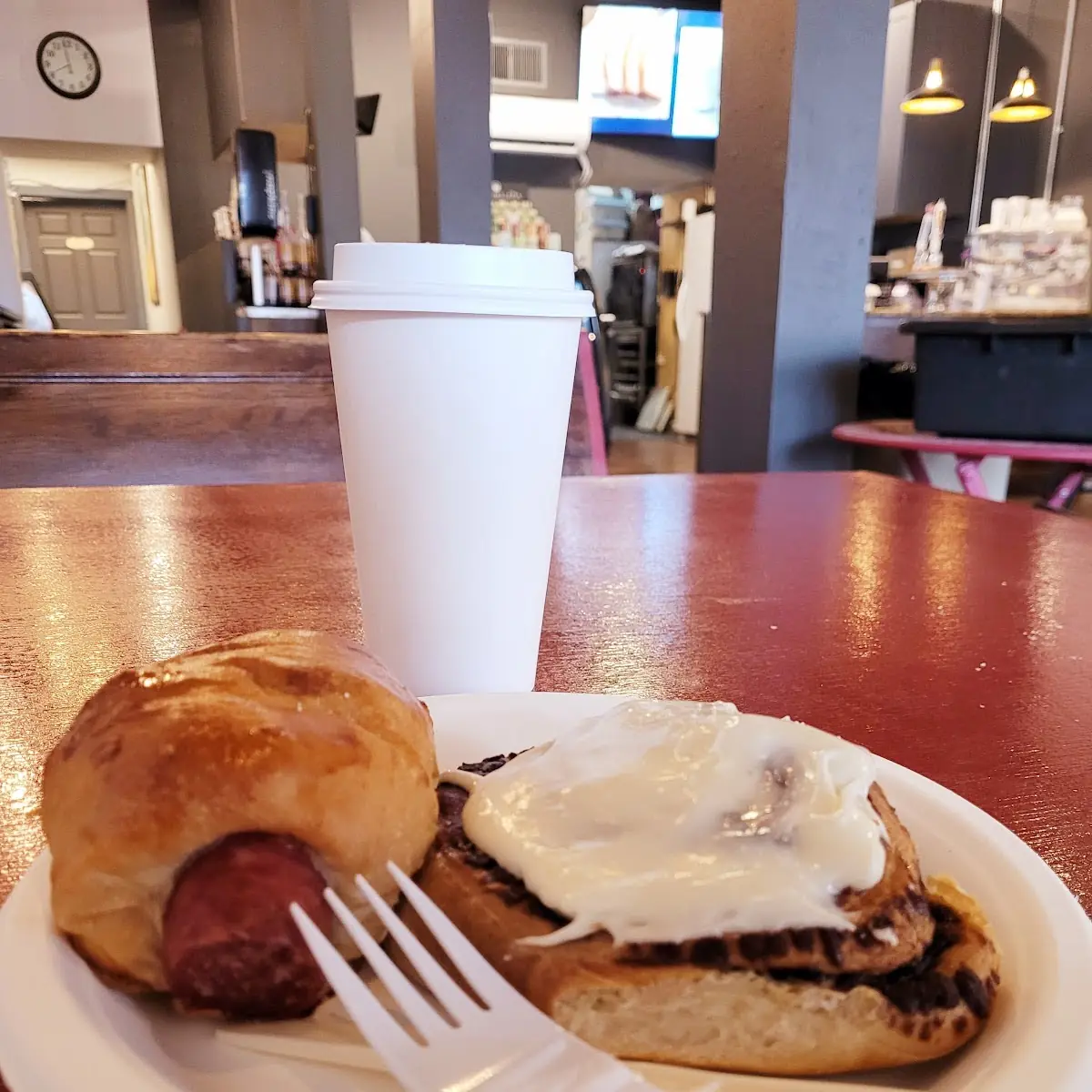 Kolache & Cinnamon Roll