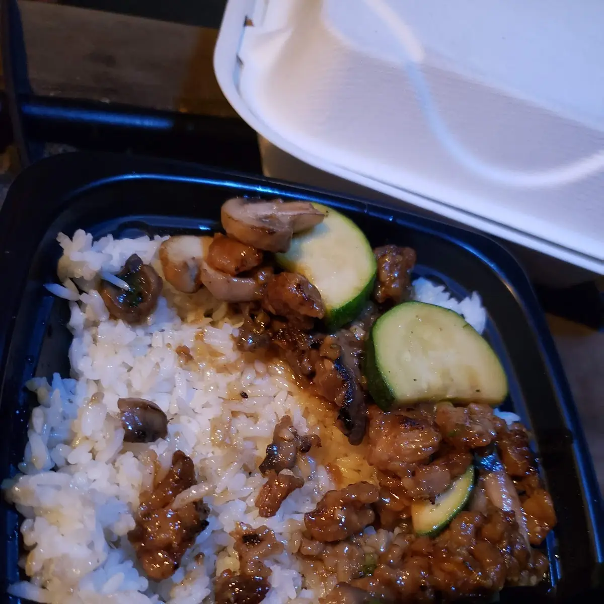 White Rice and Mushroom Chicken