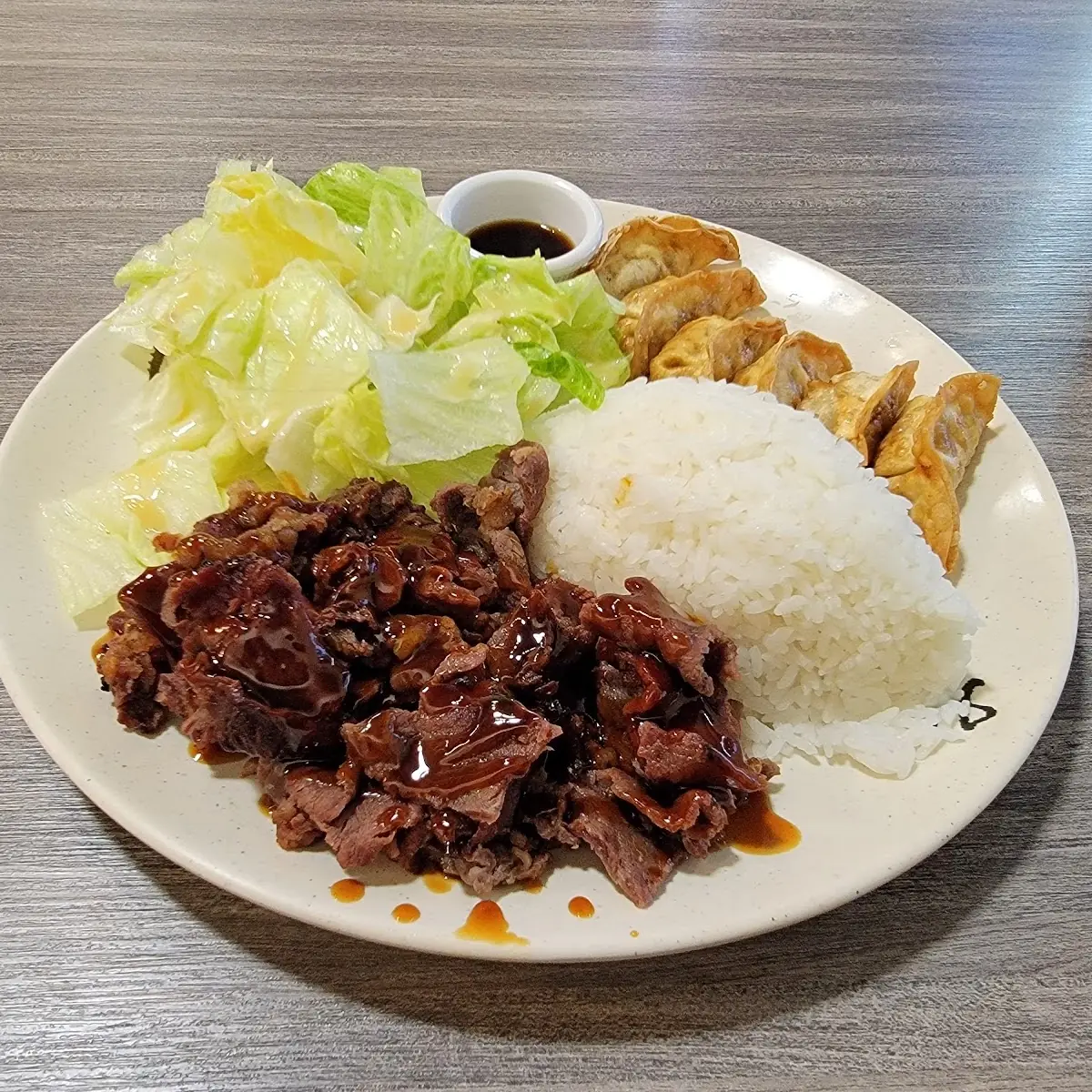 Beef Teriyaki w White Rice and Gyoza