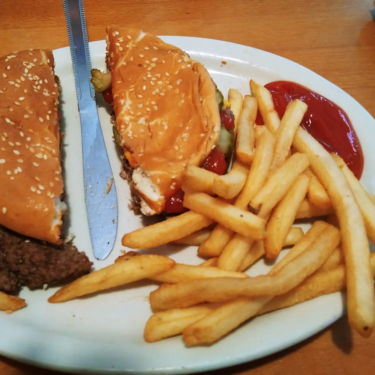 1 2 Pound American Burger