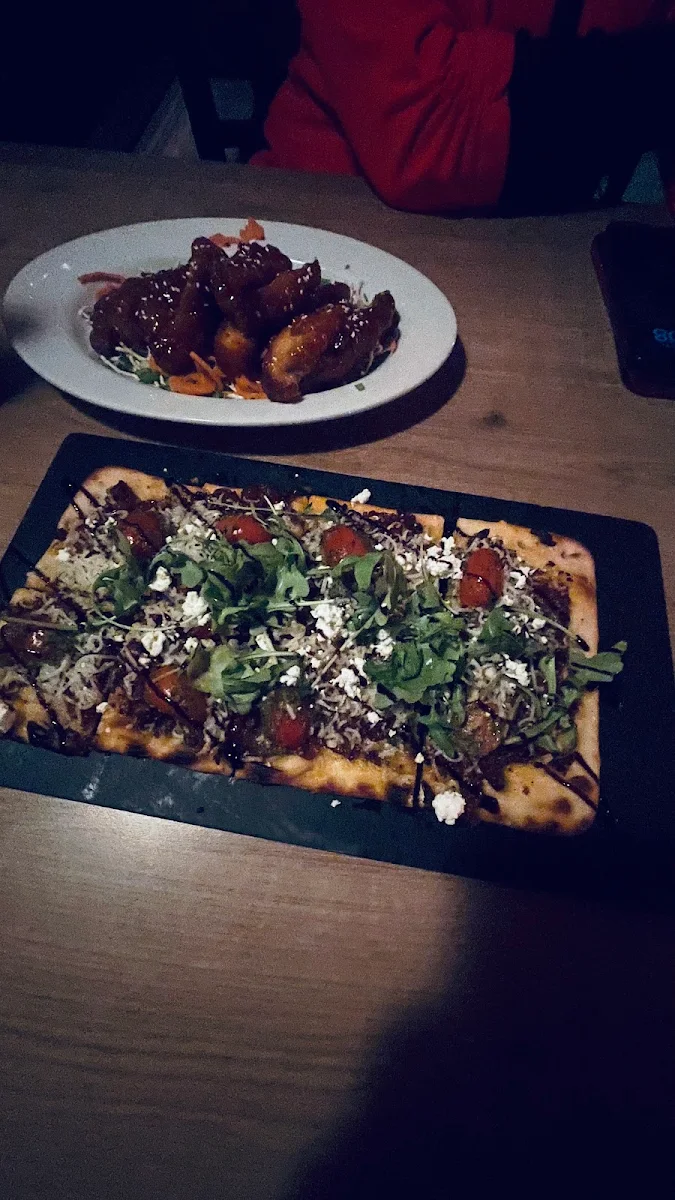 Garlic Bread, The Dory Pub & Restaurant