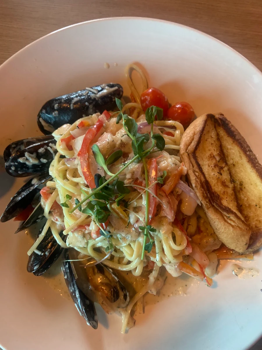 Seafood Linguine, The Dory Pub & Restaurant