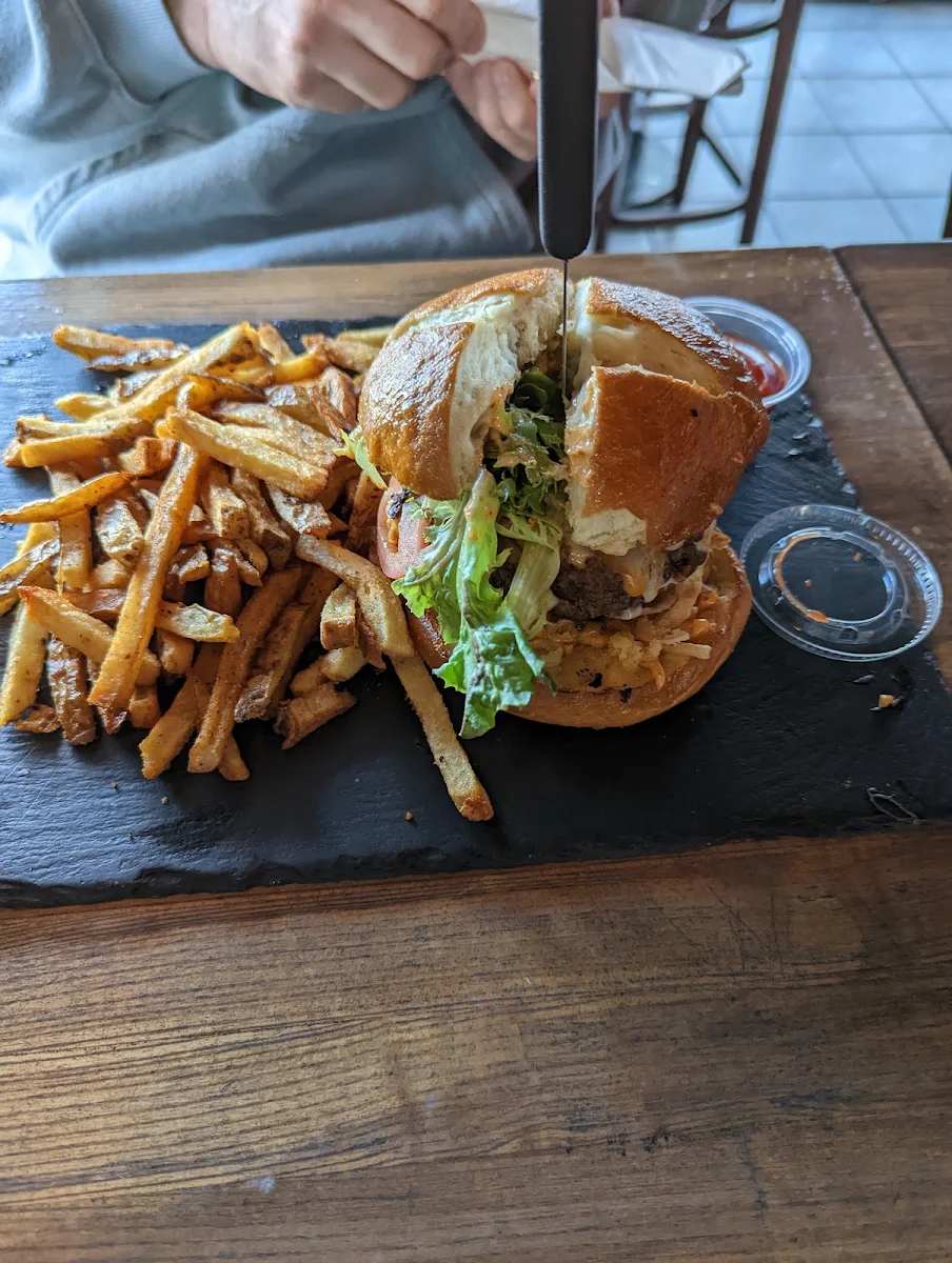The Mac Burger, The Dory Pub & Restaurant
