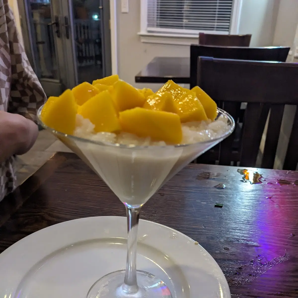 Sweet Mango with Sticky Rice