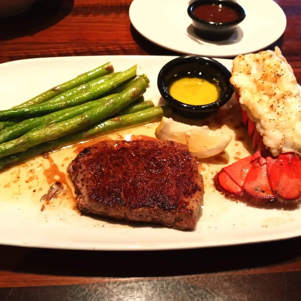 Flo's Filet with 4oz Lobster Tail
